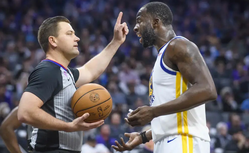 开云体育平台首页包含蒂姆连续十五场比赛得分超过重返赛场，美国队不断突破！比赛高潮迭起的词条