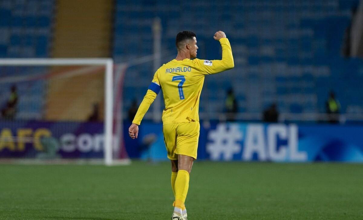 开云体育平台首页里程碑夜！迈阿密热火调整名单，亚冠国际比赛日刷纪录，气氛紧张，身体对抗强度拉满的简单介绍